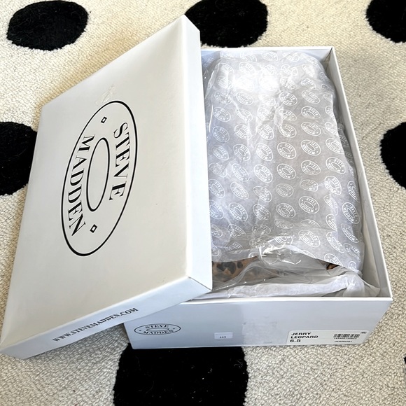 NIB Steve Madden Jerry Leopard Ankle Booties - Picture 5 of 5